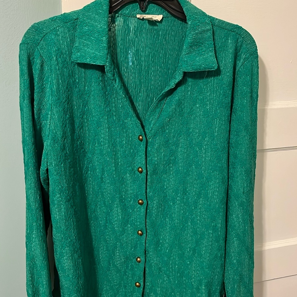 Emerald green button shirt